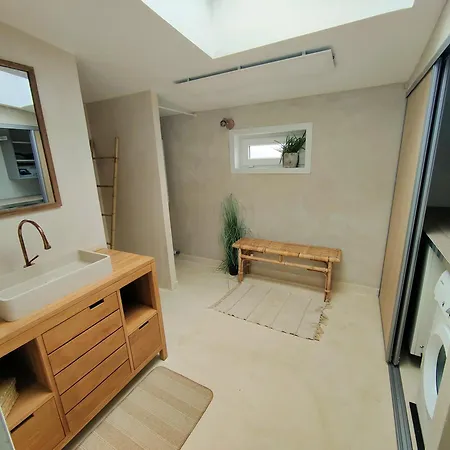 Hemmes Kiteland House *